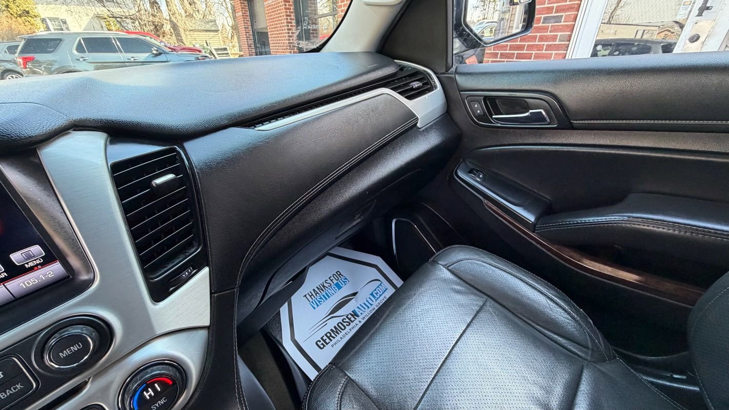 Used 2016 GMC Yukon XL SLE w/ Convenience Package image 16