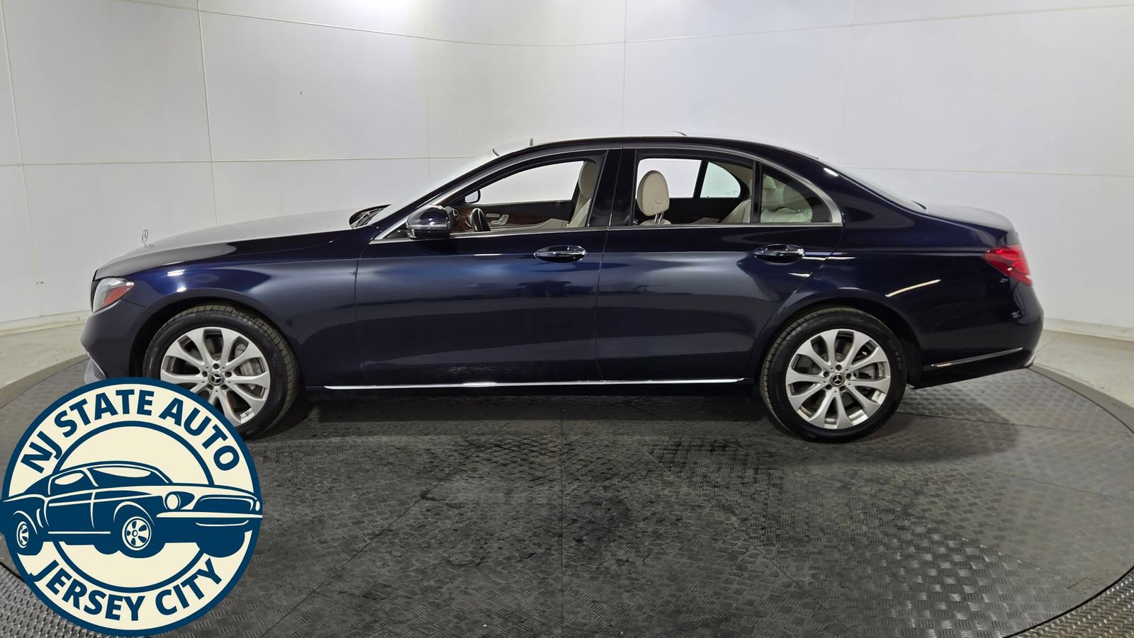 Used 2019 Mercedes-Benz E 450 4MATIC Sedan w/ Premium Package image 4