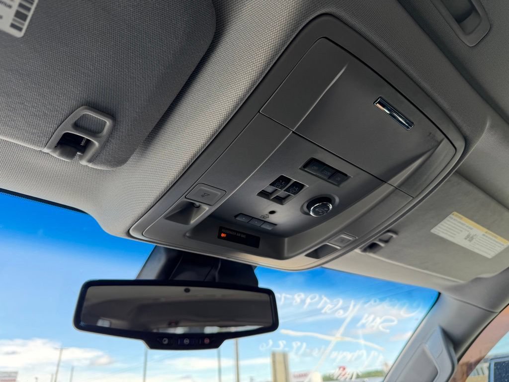 Used 2017 Chevrolet Tahoe Premier AWD/4WD image 22