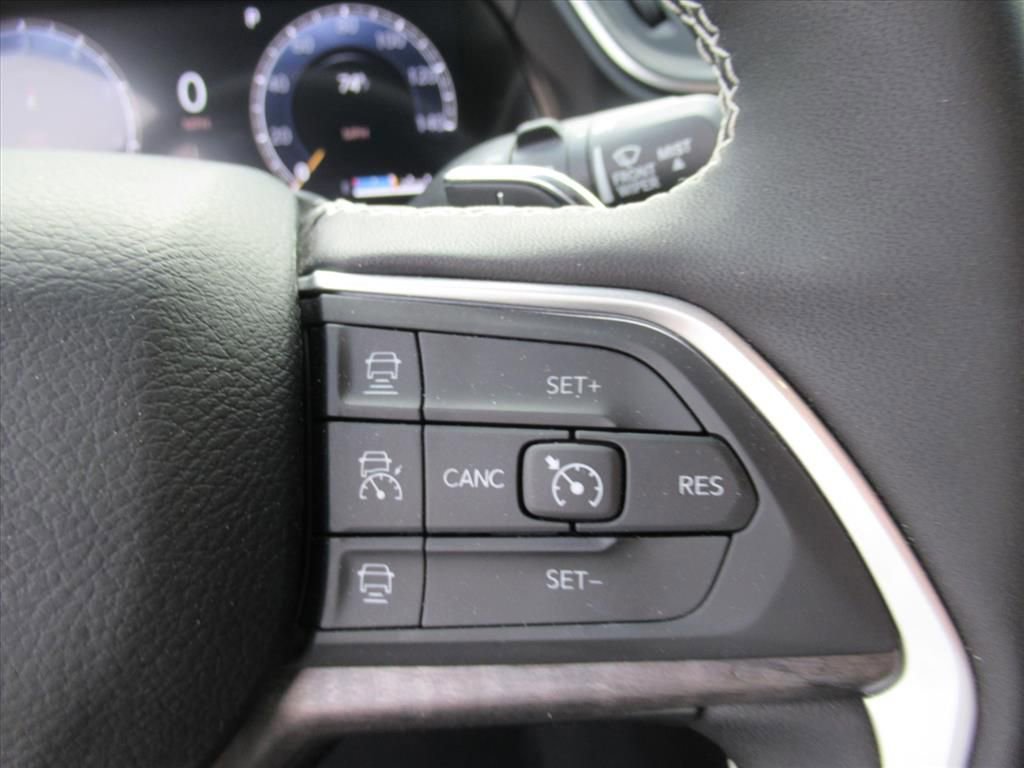 Certified 2024 Jeep Grand Cherokee Limited w/ Black Appearance Package image 24