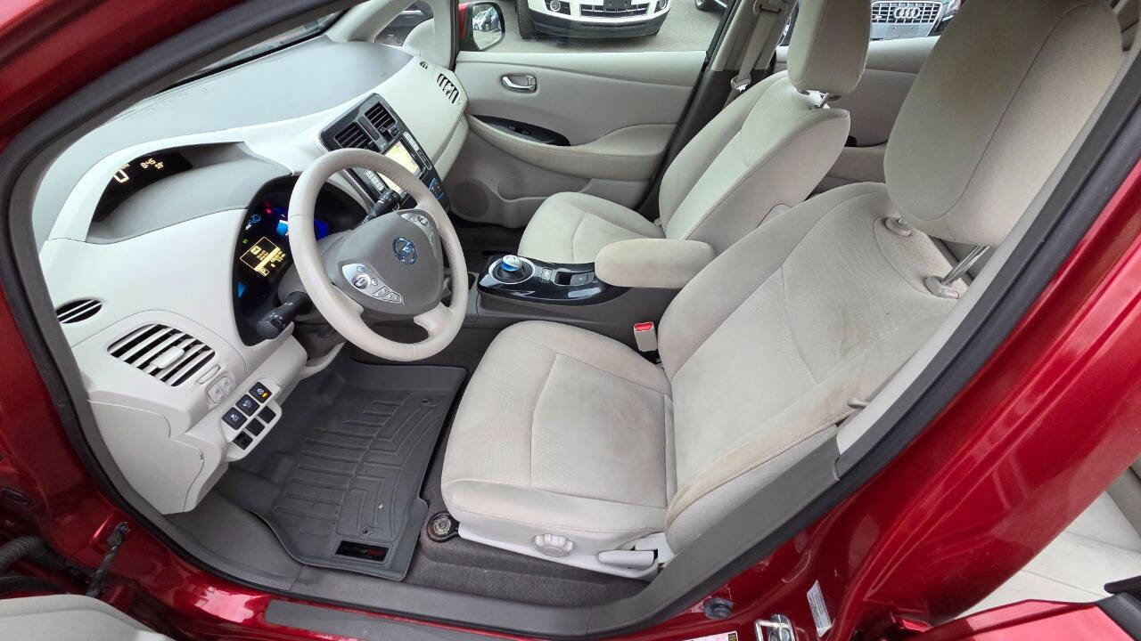 Used 2012 Nissan Leaf SV image 22