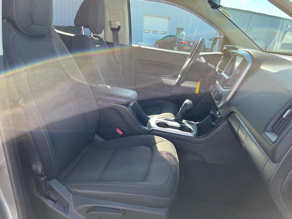 Used 2018 Chevrolet Colorado LT w/ LT Convenience Package RWD image 11