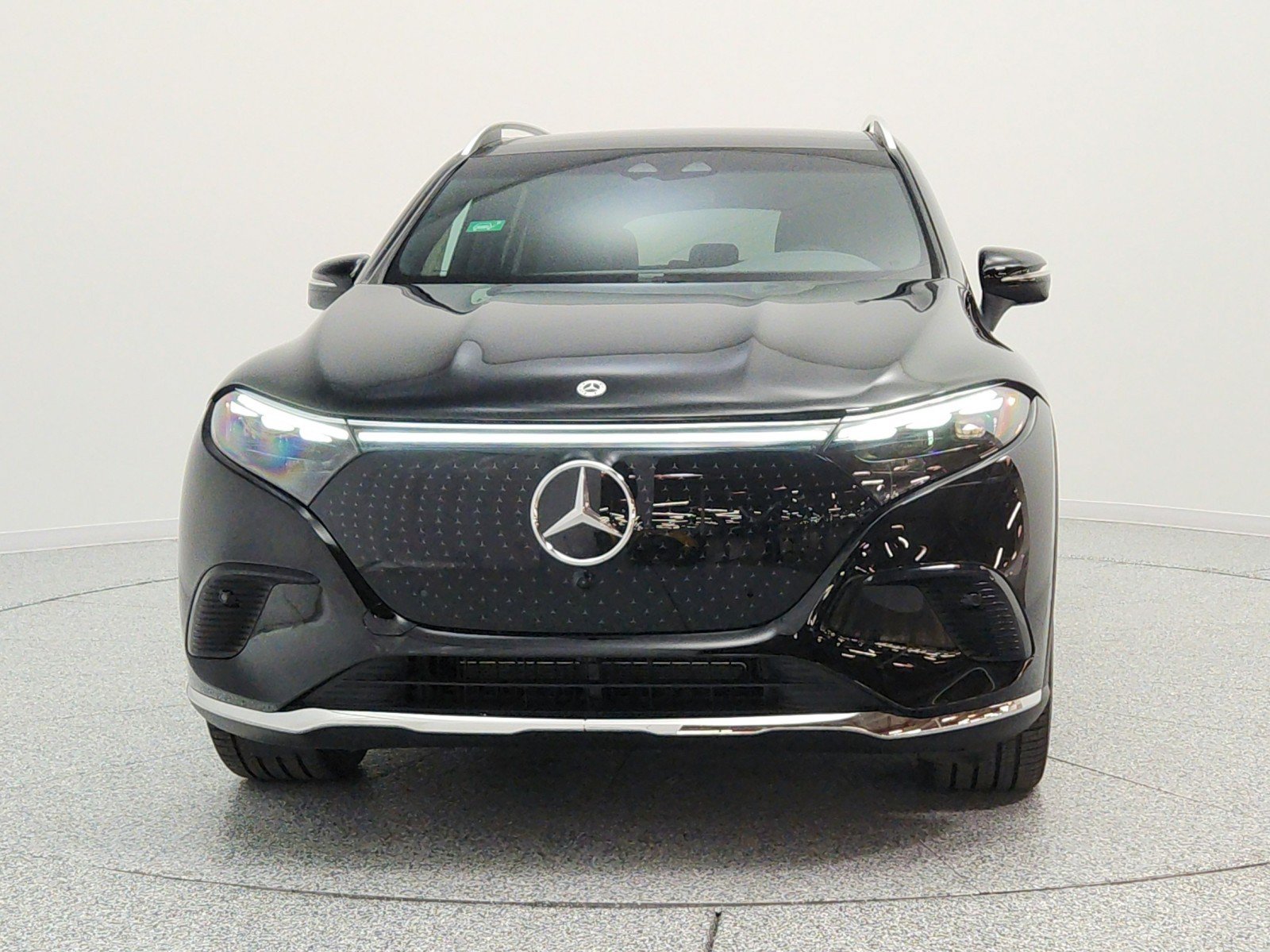 New 2026 Mercedes-Benz EQS 400 4MATIC SUV image 2