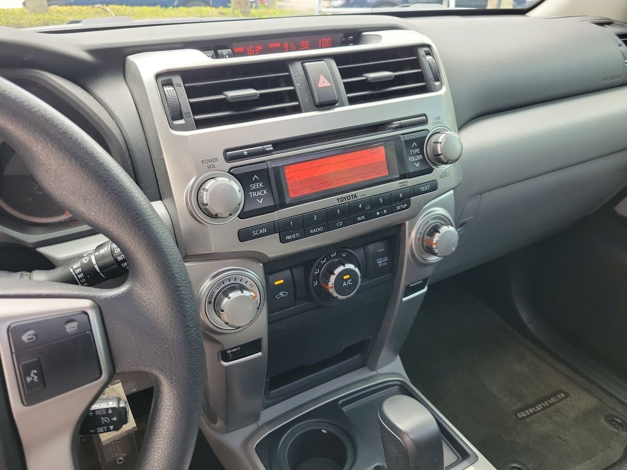 Used 2013 Toyota 4Runner SR5 w/ Convenience Pkg RWD image 23