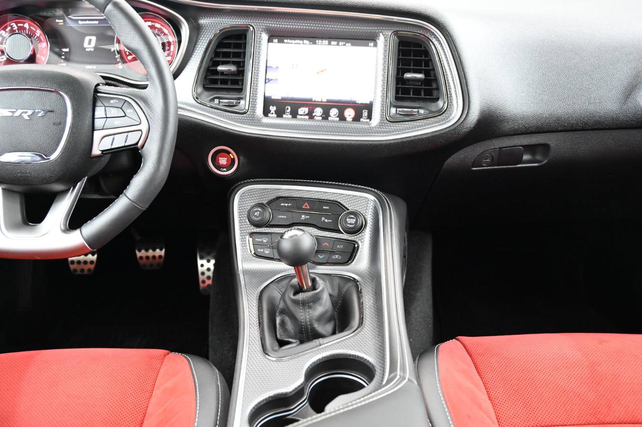 Used 2016 Dodge Challenger SRT Hellcat RWD image 31