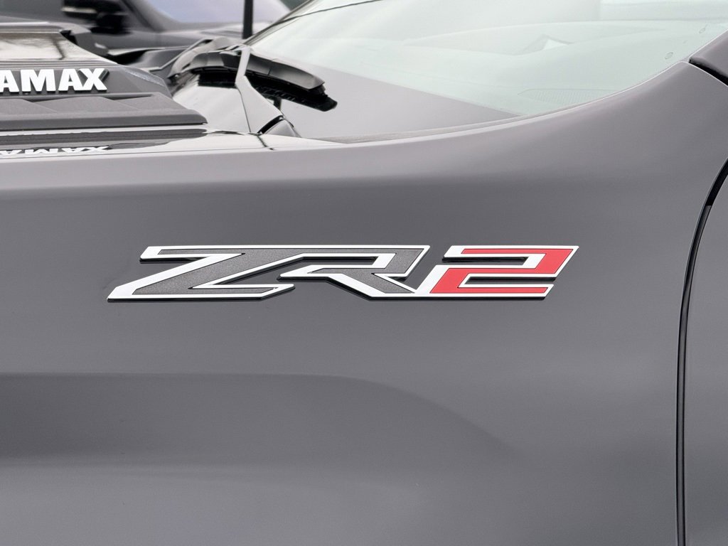 Used 2025 Chevrolet Silverado 2500 ZR2 w/ Technology Package image 49