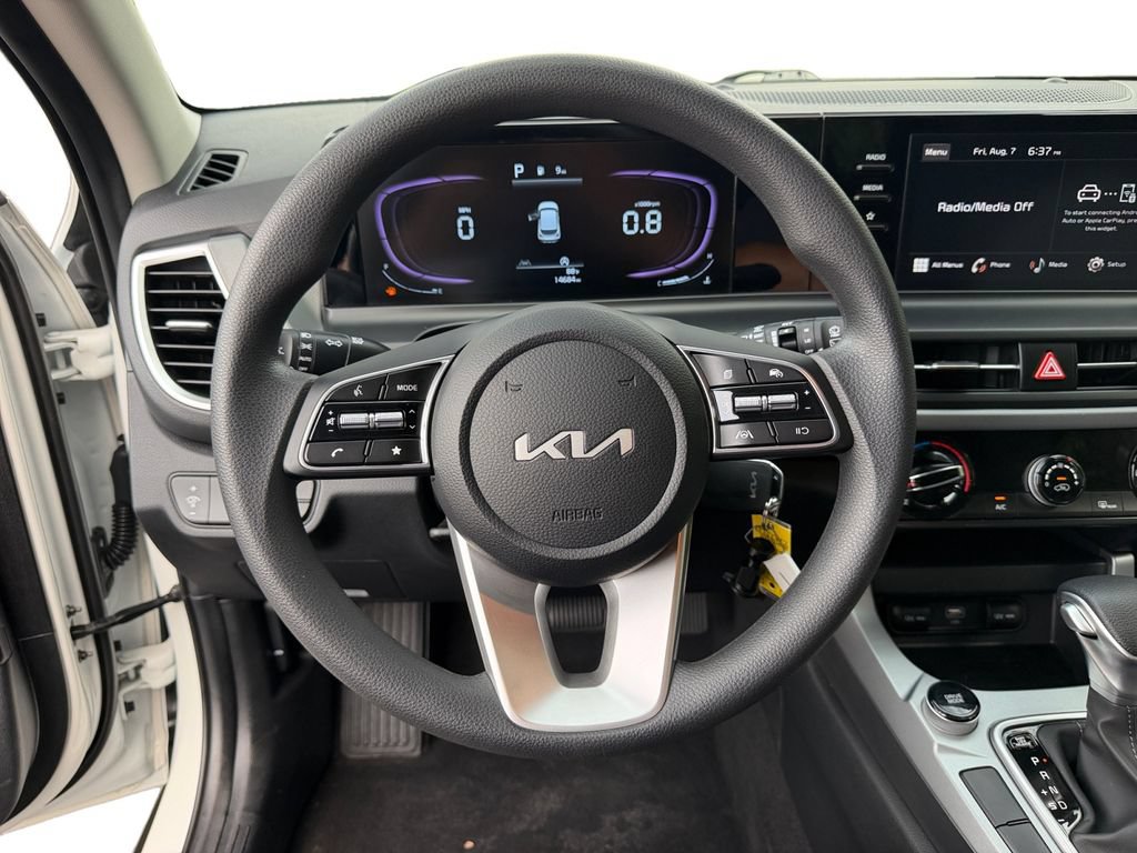 Used 2026 Kia Seltos LX FWD image 12