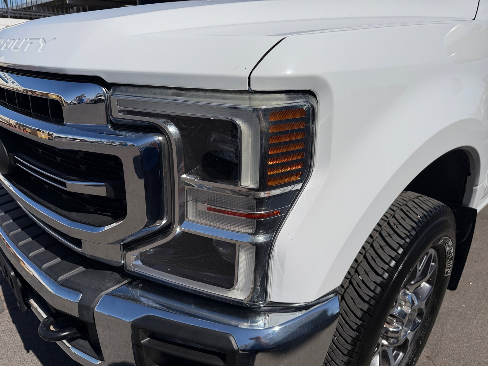 Used 2020 Ford F350 Lariat w/ Lariat Ultimate Package AWD/4WD image 9