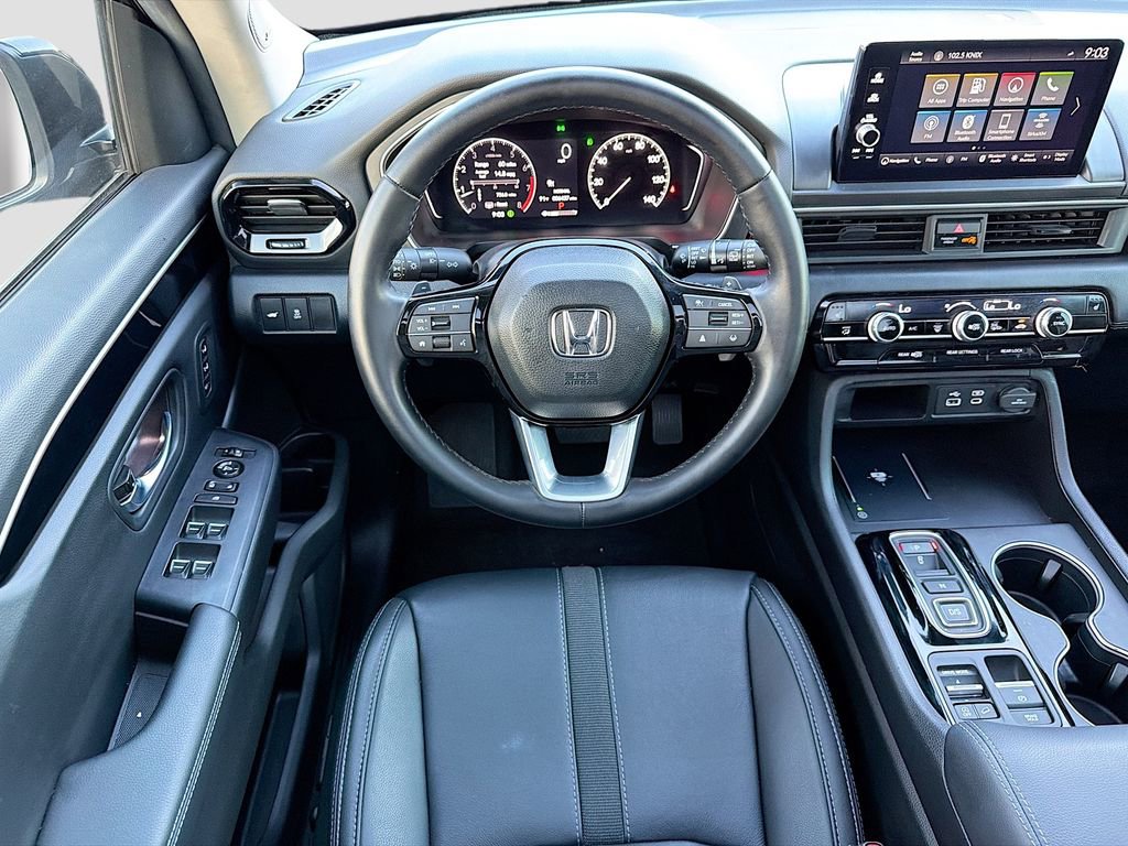 Used 2025 Honda Pilot Touring image 24