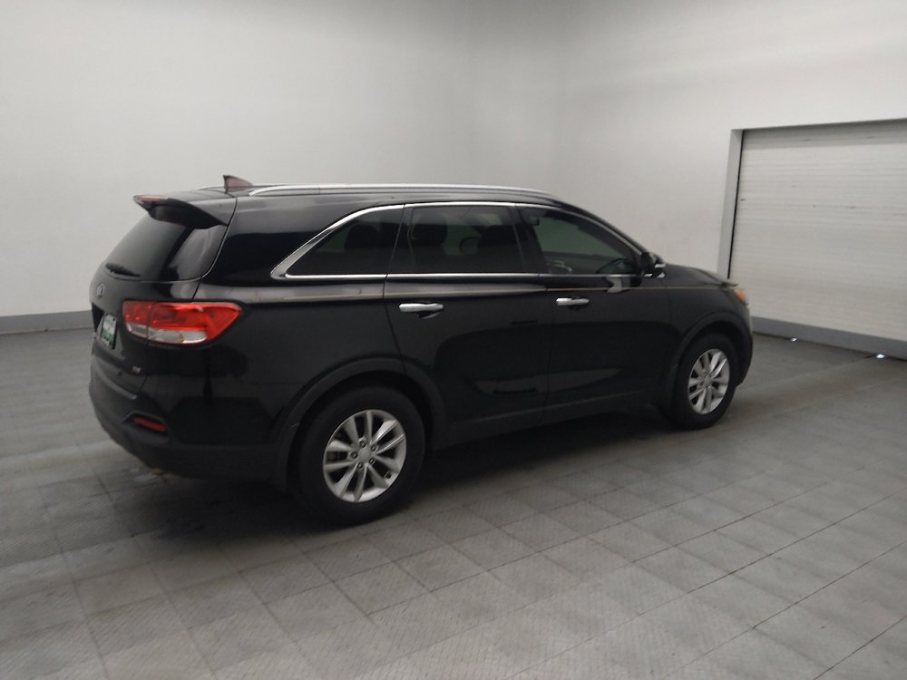 Used 2016 Kia Sorento LX w/ LX Convenience Package image 10