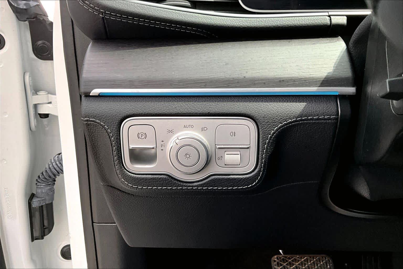 Certified 2022 Mercedes-Benz GLE 450 4MATIC image 33