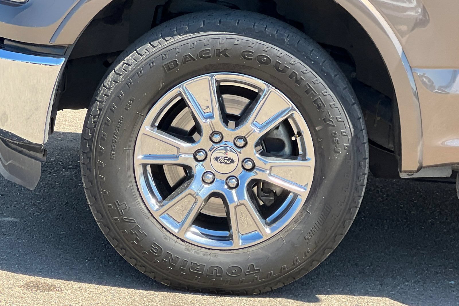 Used 2016 Ford F150 Lariat w/ Equipment Group 502A Luxury AWD/4WD image 25