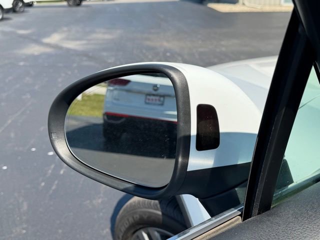 Used 2016 Volkswagen Touareg Sport AWD/4WD image 23