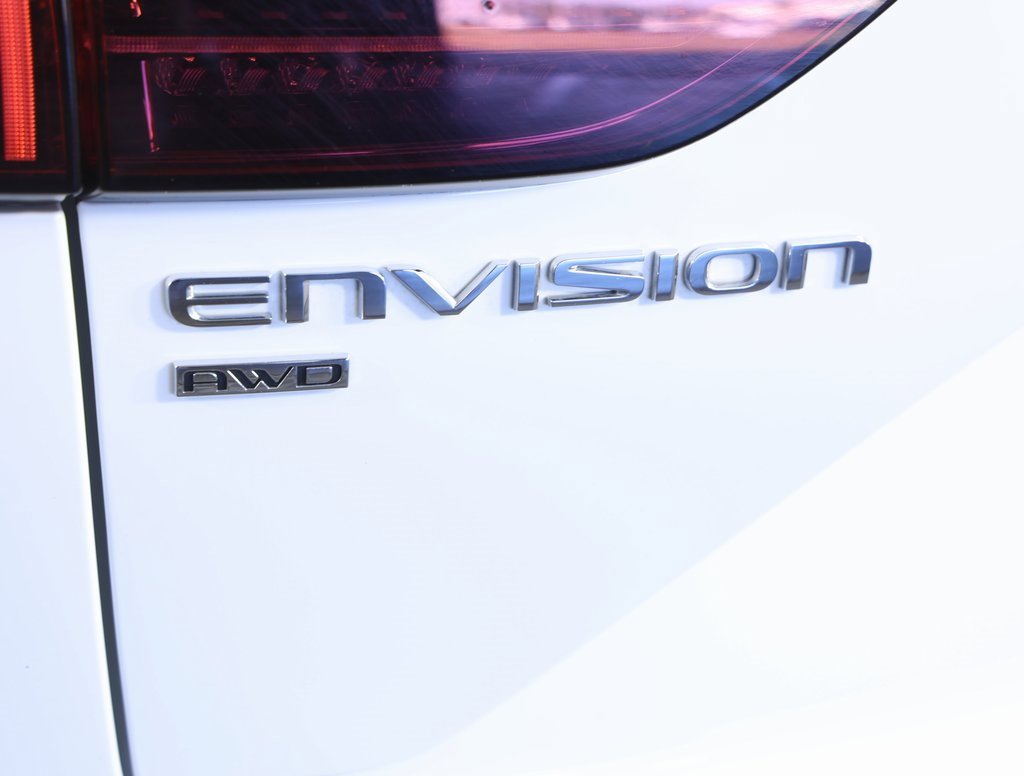 Used 2025 Buick Envision Preferred image 7