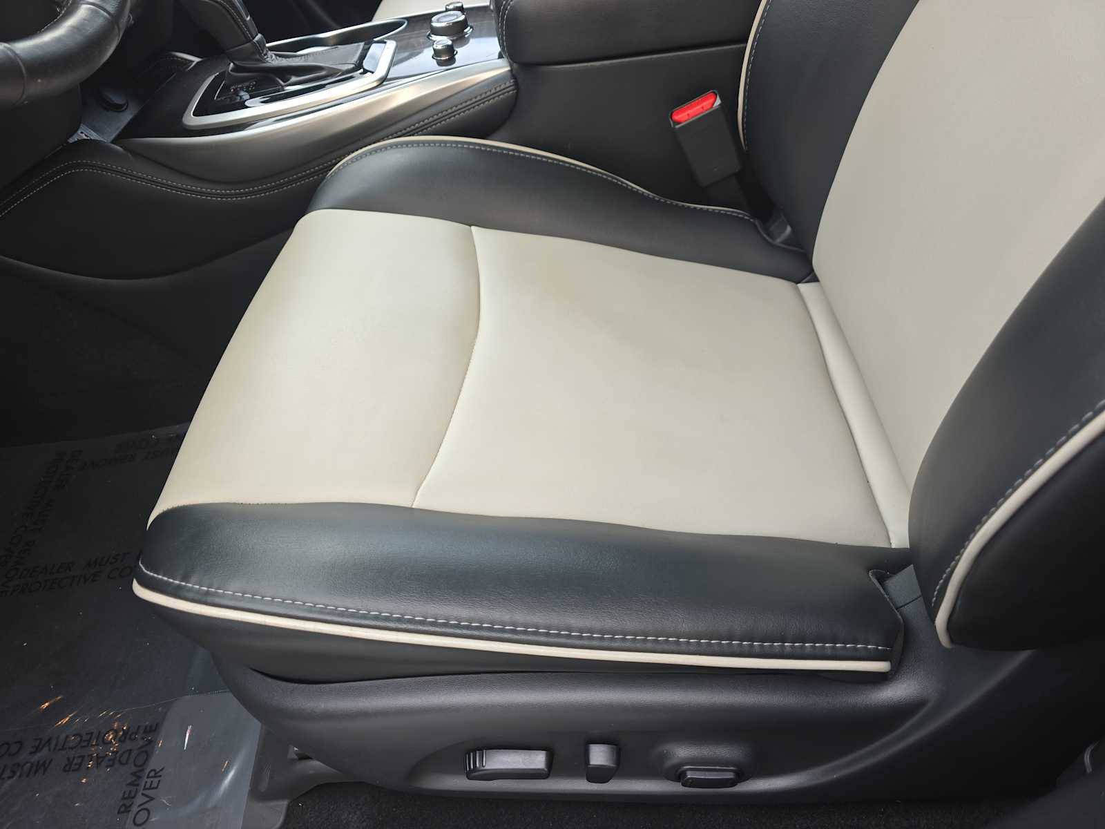 Used 2020 INFINITI QX60 Signature Edition image 16