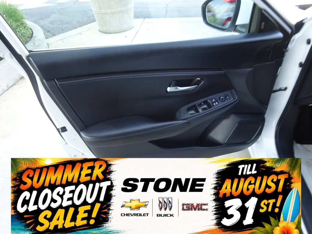 Used 2025 Nissan Sentra SV FWD image 23