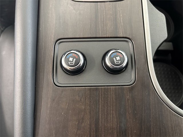 Certified 2024 Nissan Murano Platinum w/ Cargo Package image 34