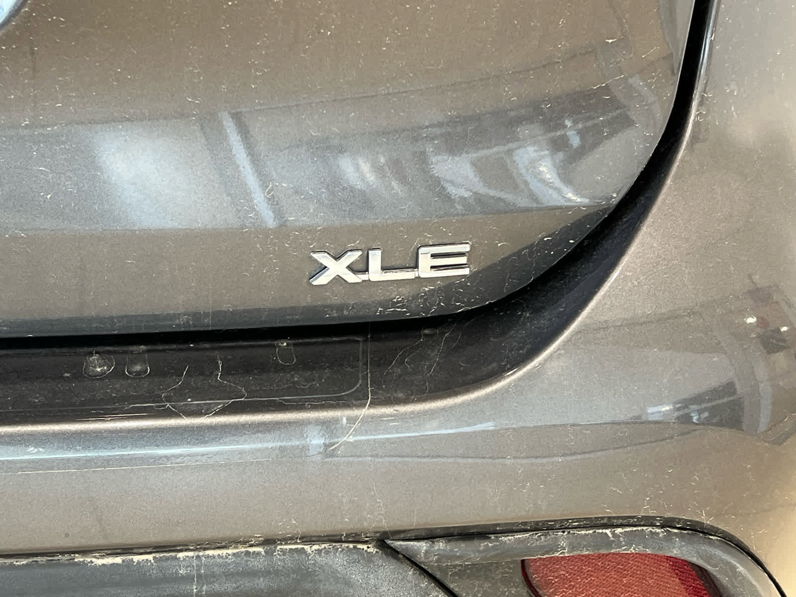 Used 2023 Toyota Highlander XLE AWD/4WD image 8
