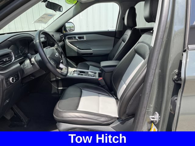 Used 2024 Ford Explorer XLT w/ Equipment Group 202A AWD/4WD image 9