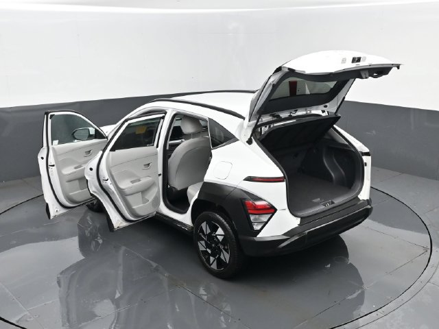 Used 2025 Hyundai Kona SEL AWD/4WD image 26