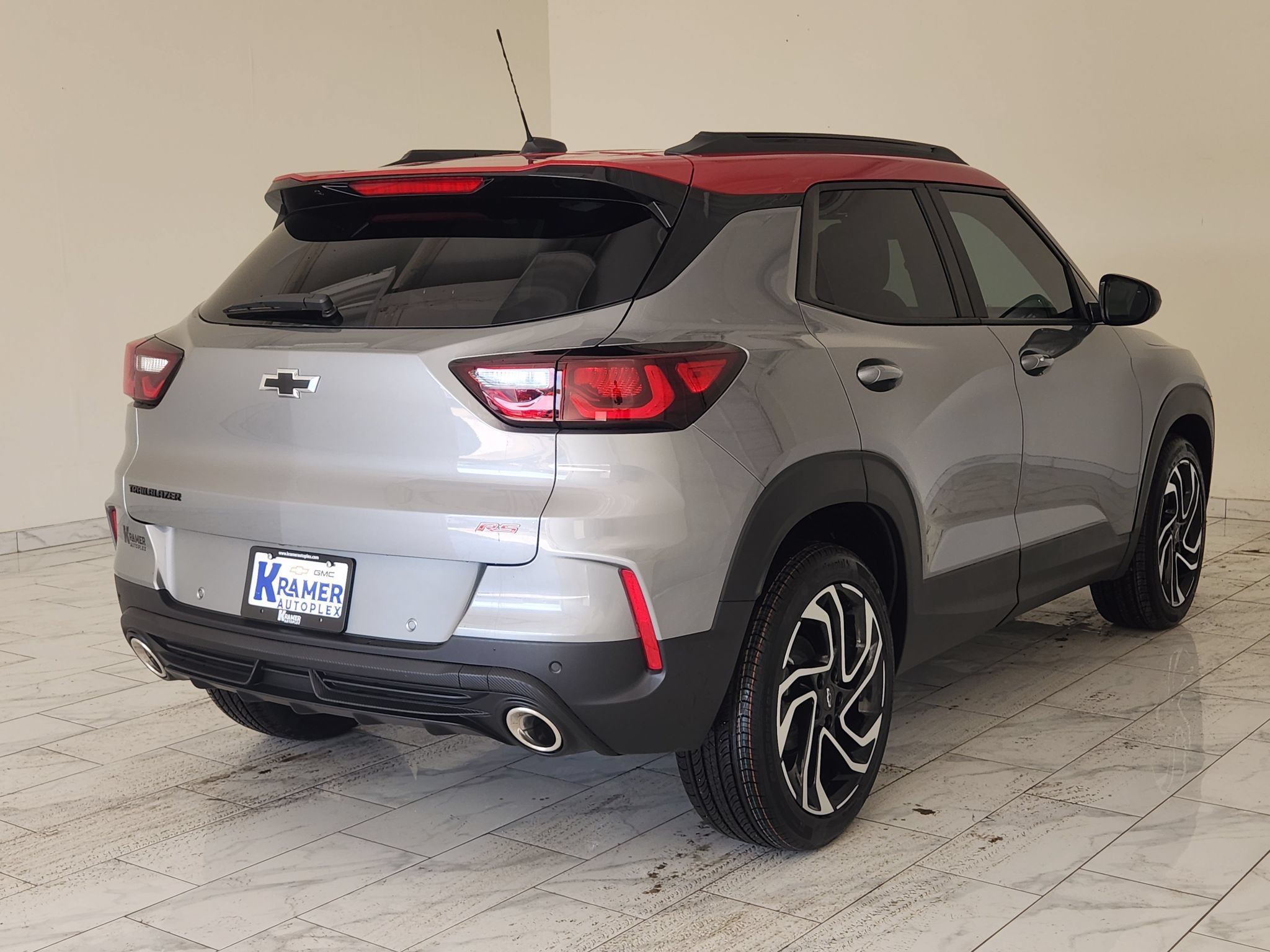 New 2026 Chevrolet TrailBlazer RS w/ Convenience Package FWD image 5