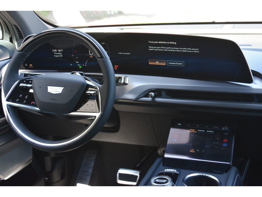 New 2026 Cadillac Vistiq Sport image 18