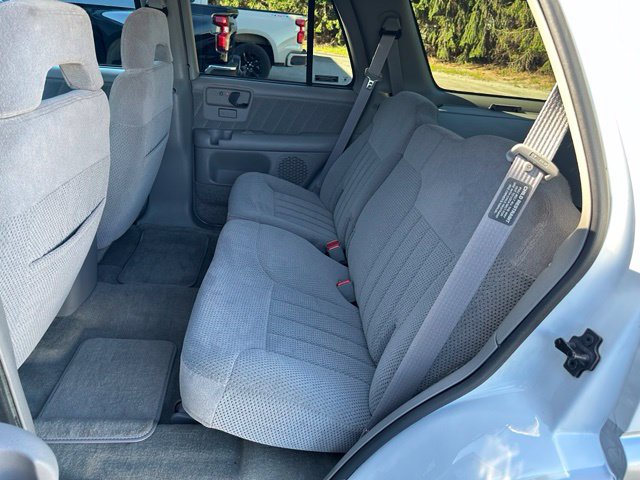 Used 1996 Chevrolet Blazer 4WD 4-Door image 39