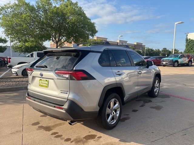 Used 2019 Toyota RAV4 Limited w/ Limited Grade Weather Package AWD/4WD image 5