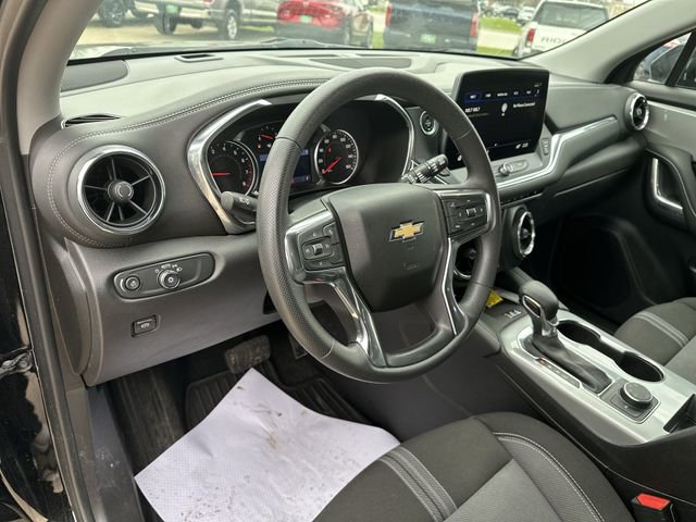 Certified 2024 Chevrolet Blazer LT w/ Convenience Package image 12