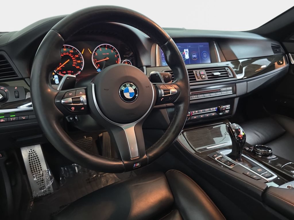 Used 2016 BMW 550i Sedan RWD image 12