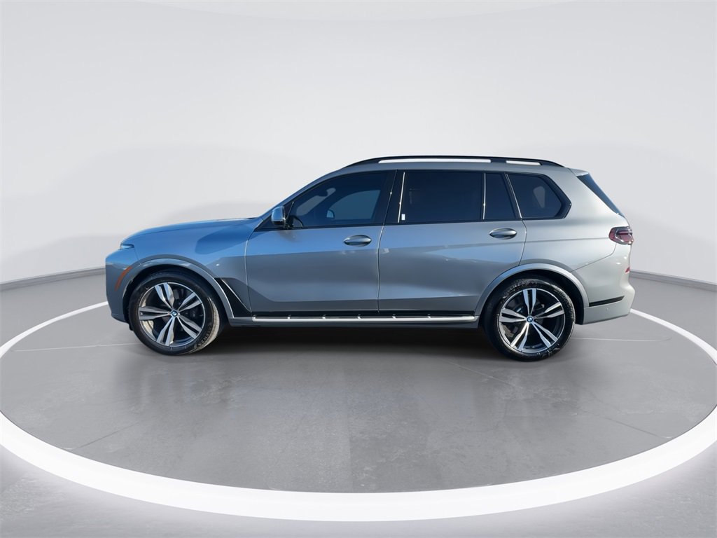 Used 2023 BMW X7 xDrive40i w/ M Sport Package image 5