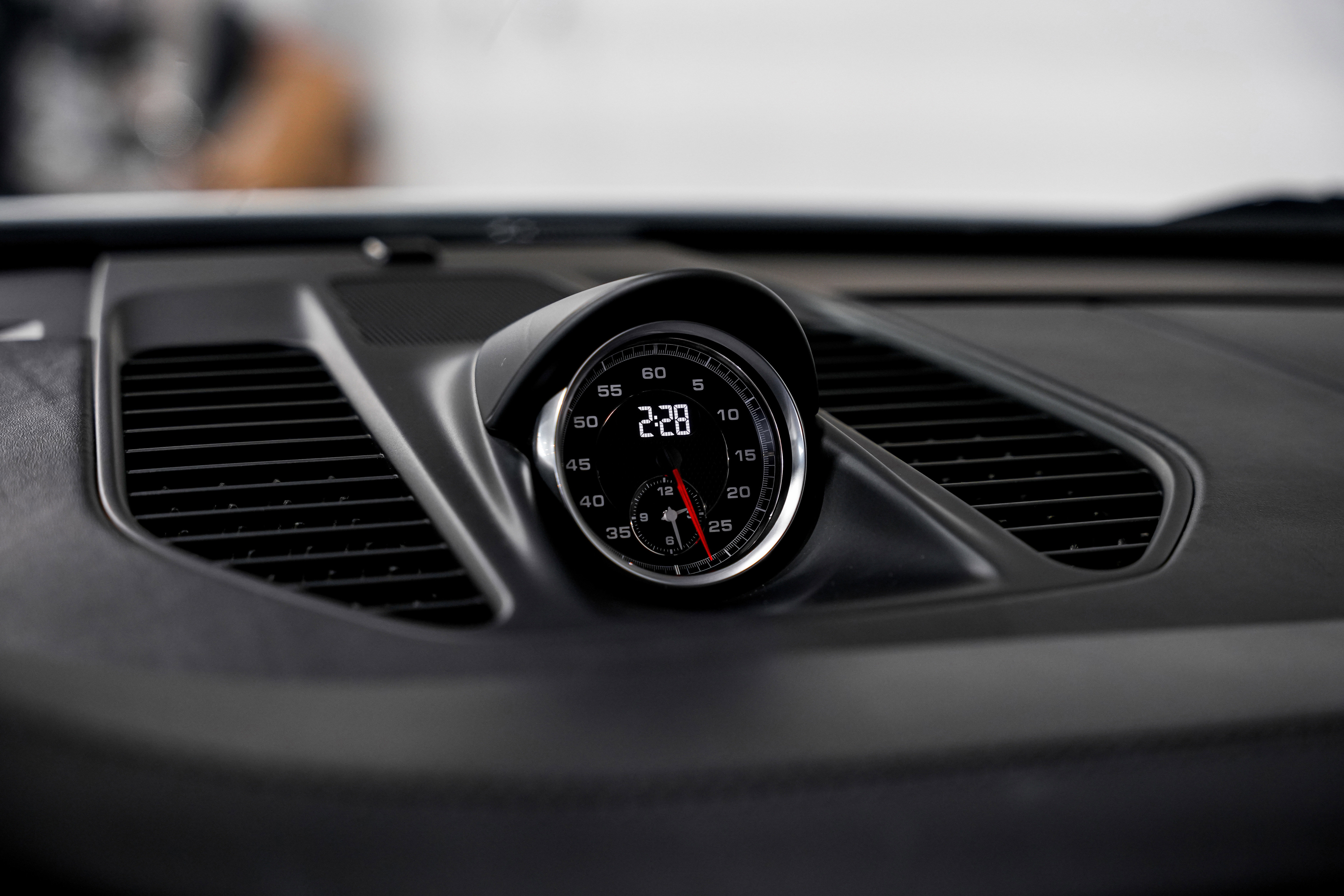 Used 2016 Porsche 911 Turbo S image 12