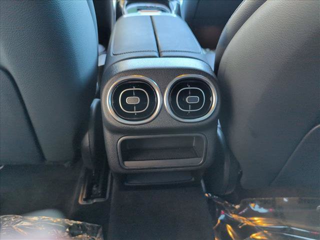 Certified 2026 Mercedes-Benz GLC 300 4MATIC image 18