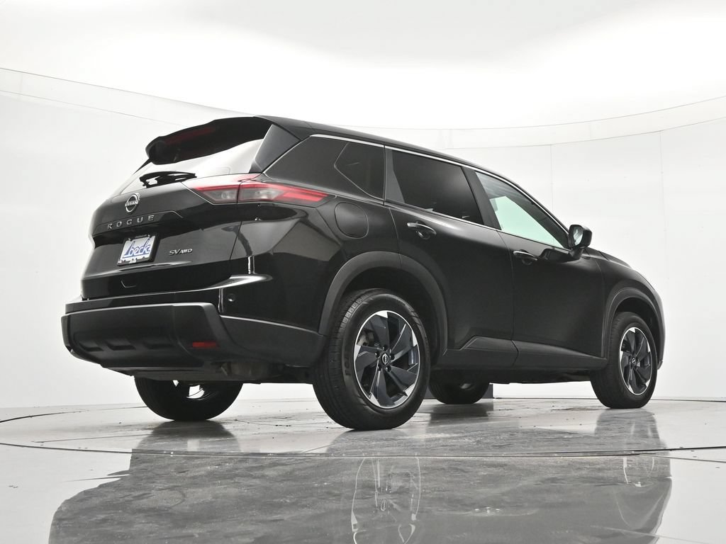 Used 2024 Nissan Rogue SV AWD/4WD image 40