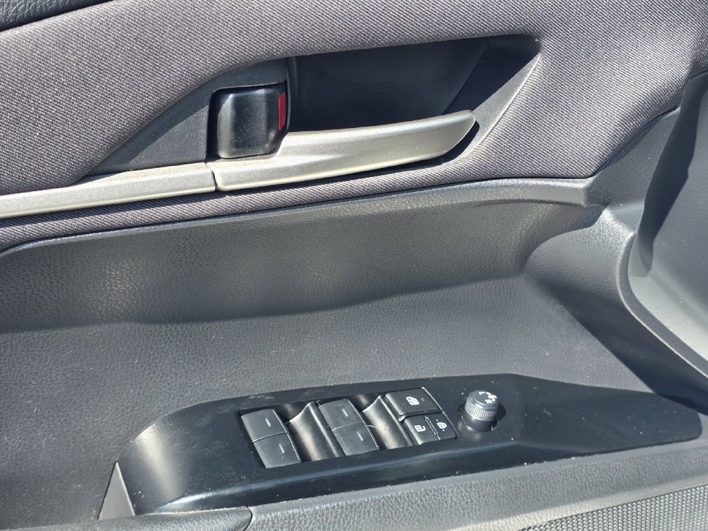 Used 2025 Toyota Camry LE FWD image 14
