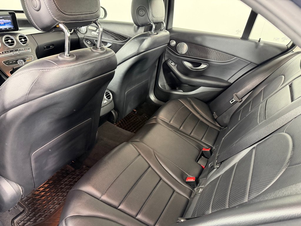 Used 2015 Mercedes-Benz C 300 4MATIC Sedan w/ Premium 1 Package image 18