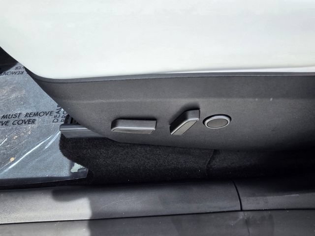 Used 2024 Tesla Model Y Performance AWD/4WD image 29