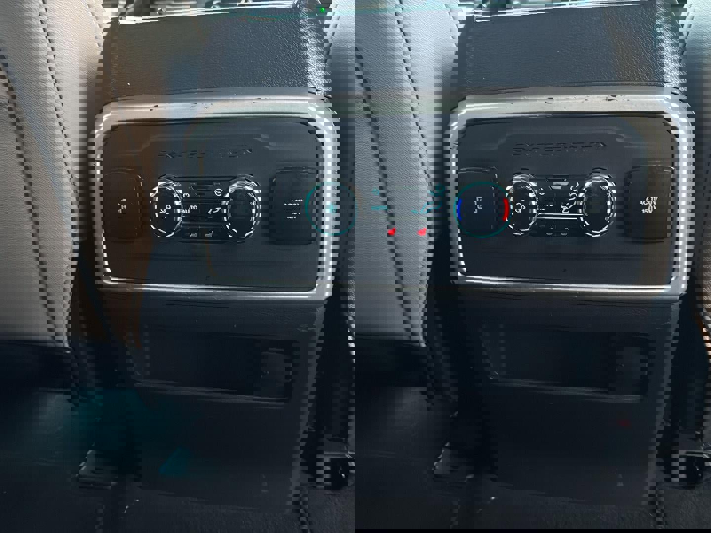 Used 2024 Ford Expedition Max Limited image 22