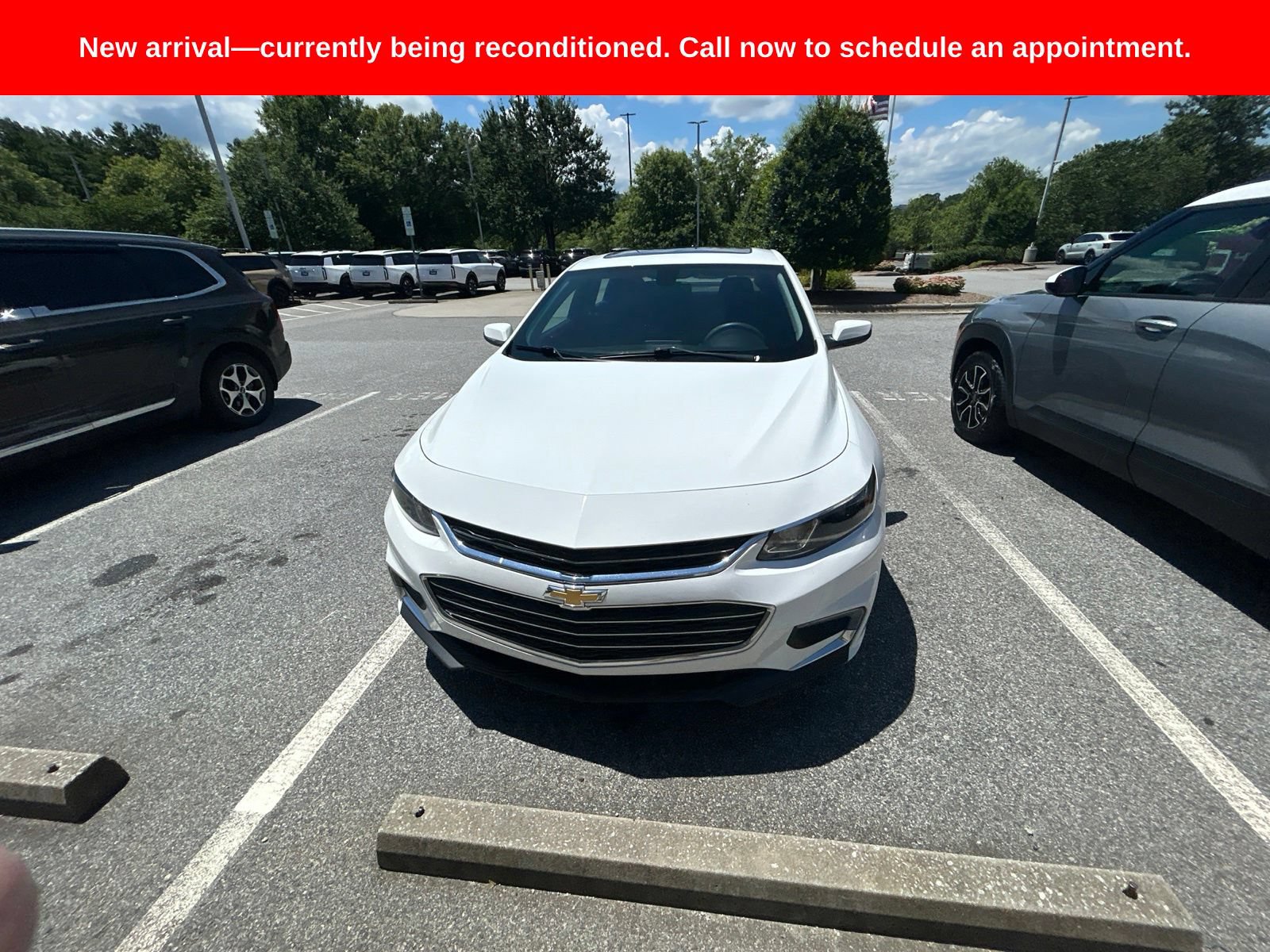 Used 2017 Chevrolet Malibu LT w/ Leather Package FWD image 21