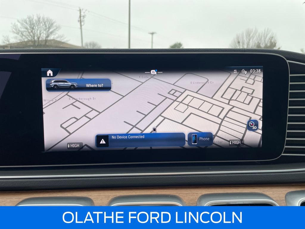 Used 2025 Mercedes-Benz GLS 450 4MATIC image 14