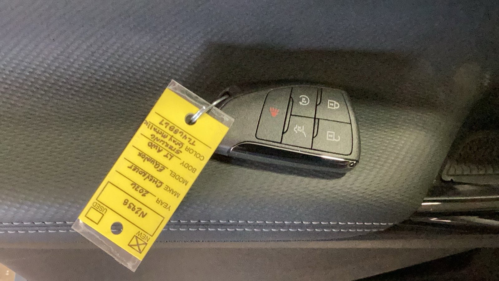 New 2026 Chevrolet Equinox LT w/ Convenience Package II AWD/4WD image 12