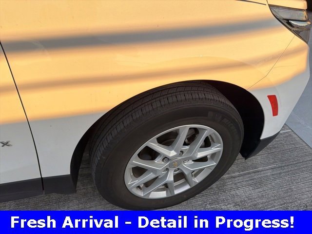 Used 2022 Chevrolet Equinox LS w/ LS Convenience Package image 12