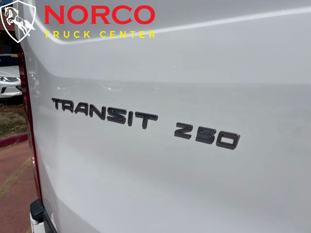 Used 2018 Ford Transit 250 148 Low Roof w/ Exterior Upgrade Package RWD image 8
