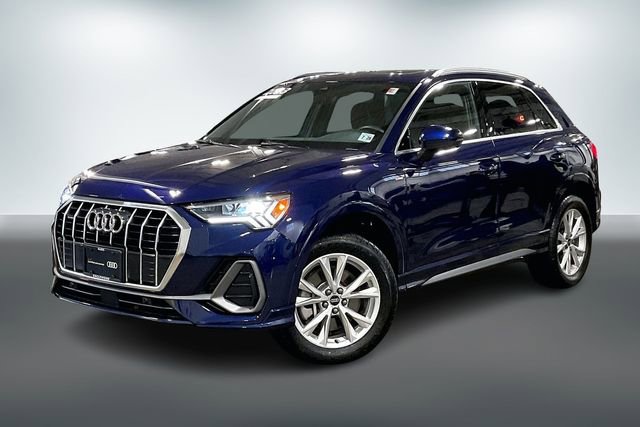 Certified 2023 Audi Q3 2.0T Premium Plus w/ Premium Plus Package image 2