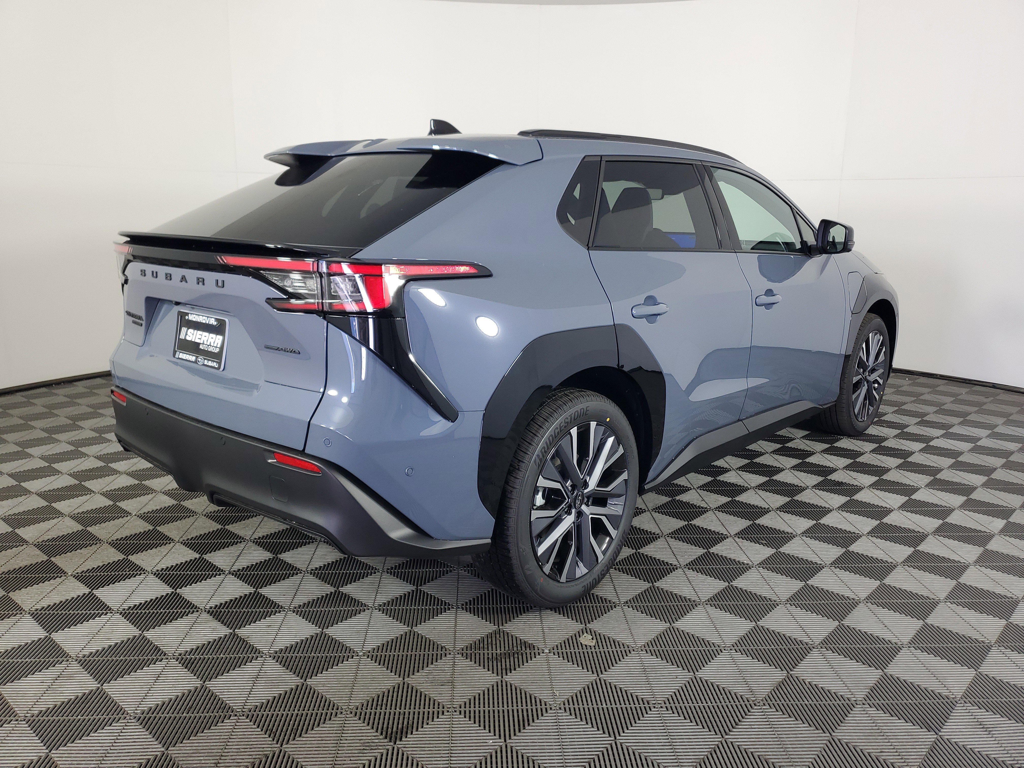 New 2026 Subaru Solterra Limited image 4