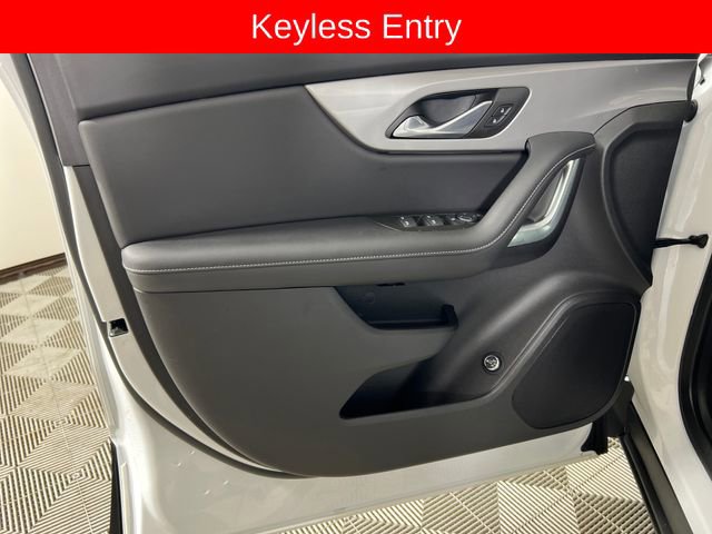 Used 2024 Chevrolet Blazer LT w/ Convenience Package image 11