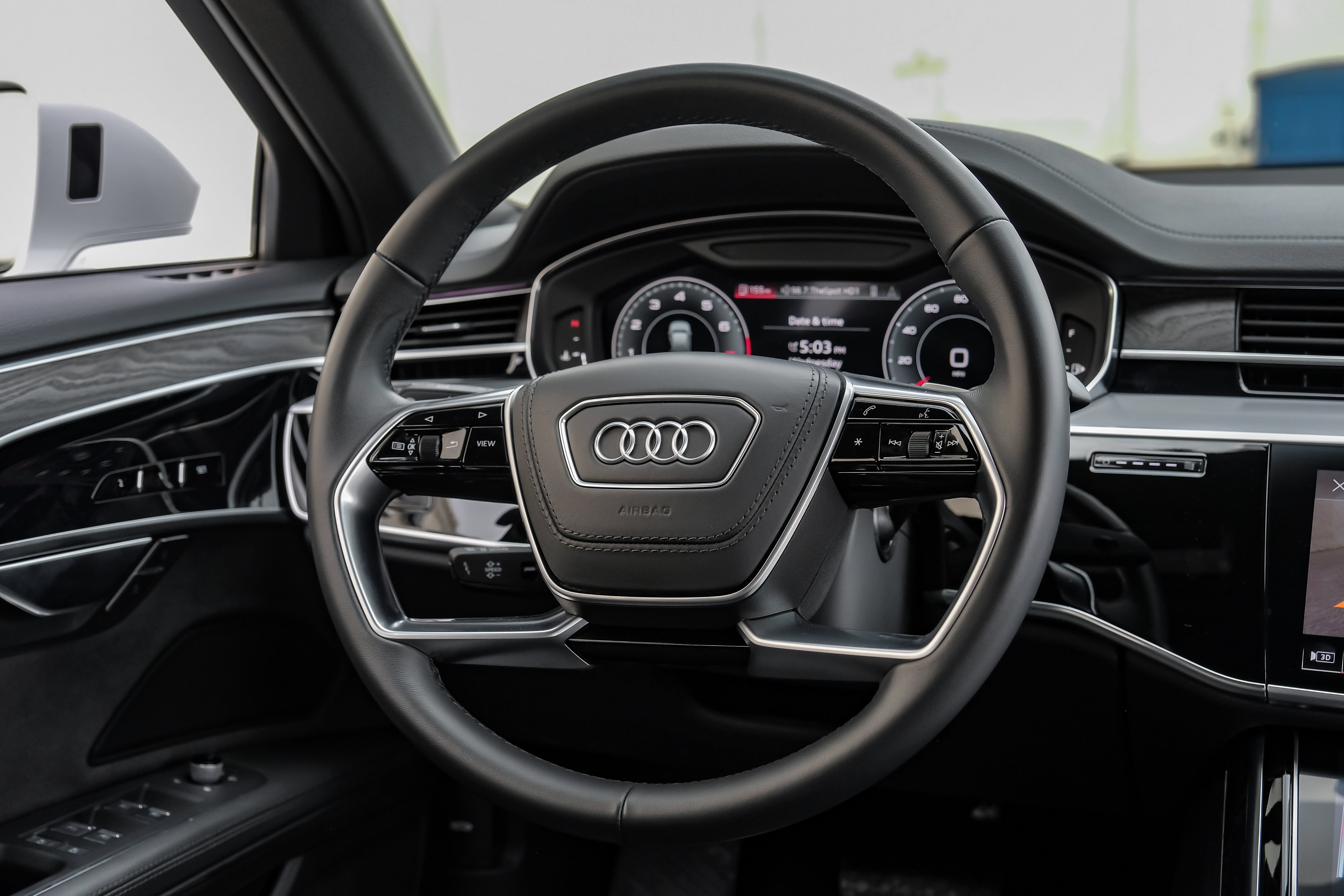 Used 2022 Audi A8 L 3.0T AWD/4WD image 17