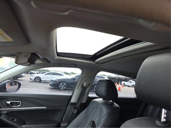 Used 2025 Acura Integra FWD image 9