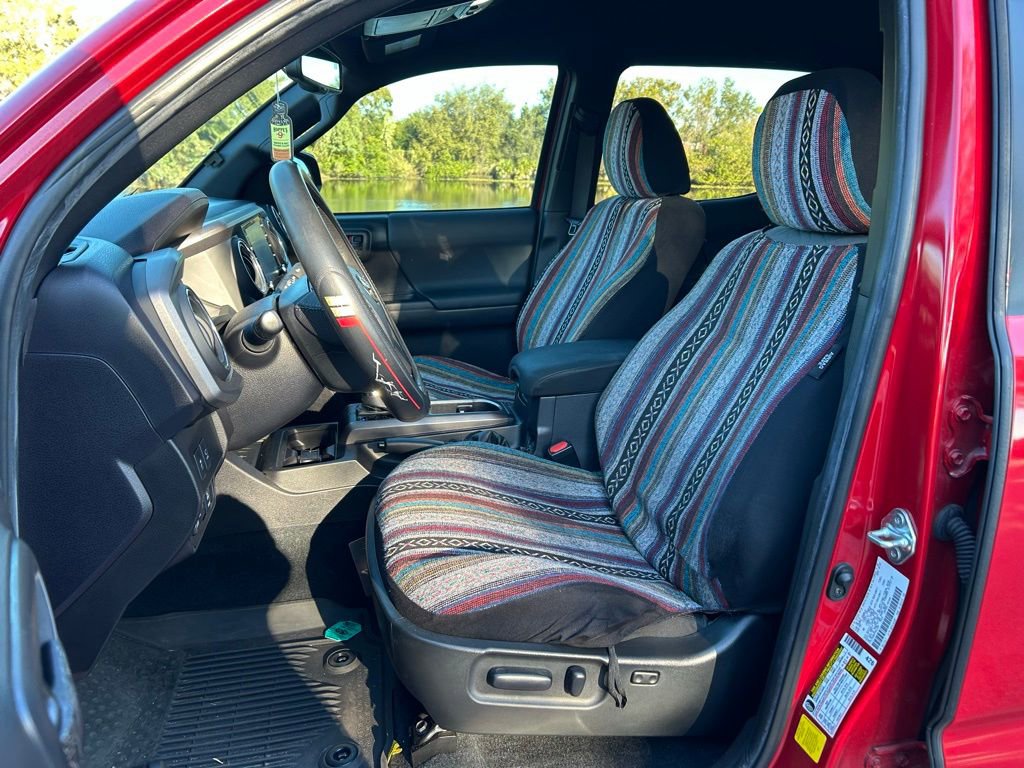 Used 2023 Toyota Tacoma TRD Sport w/ Advanced Technology Package image 14