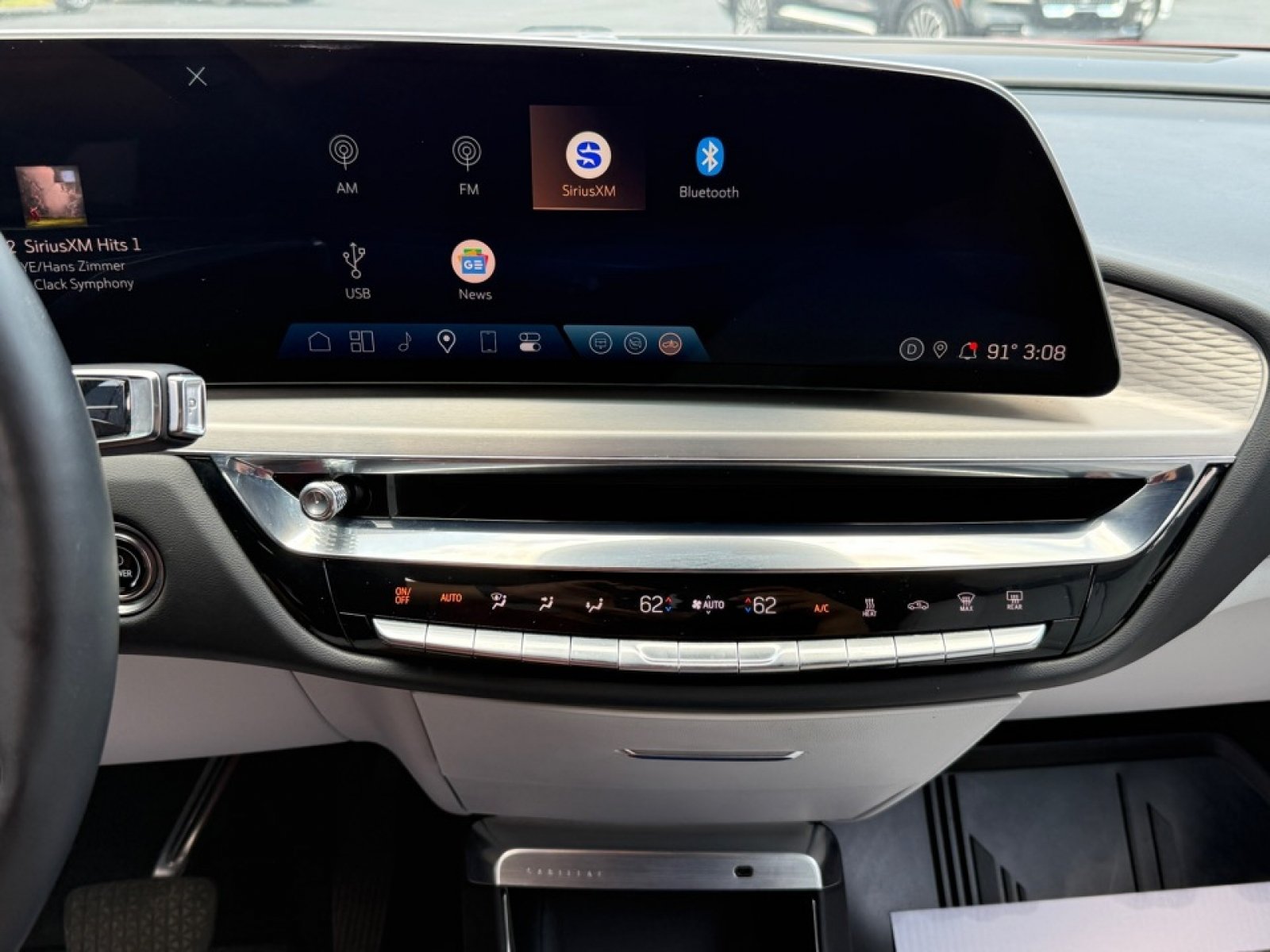 Used 2024 Cadillac Lyriq Sport AWD/4WD image 13